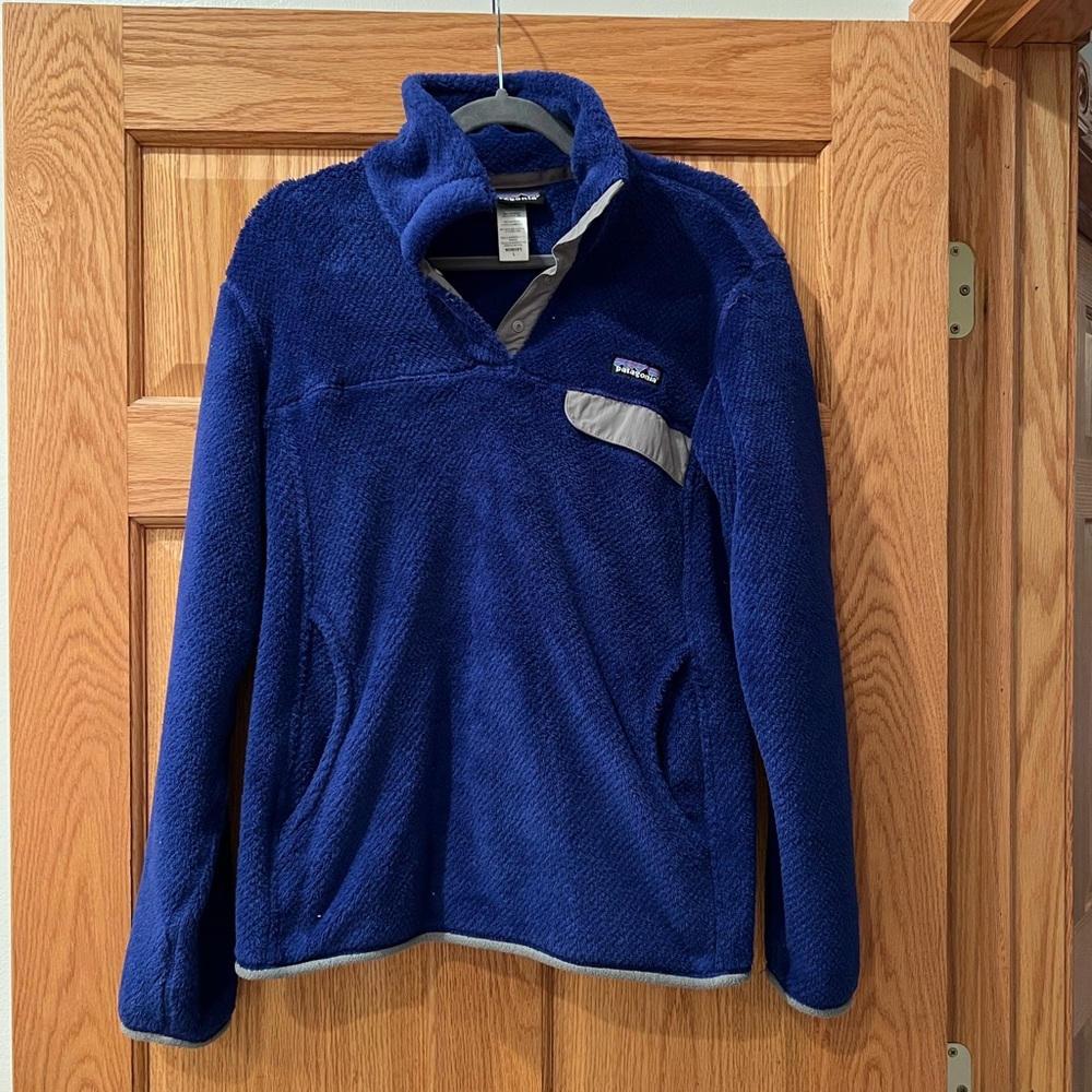 Patagonia sweatshirt